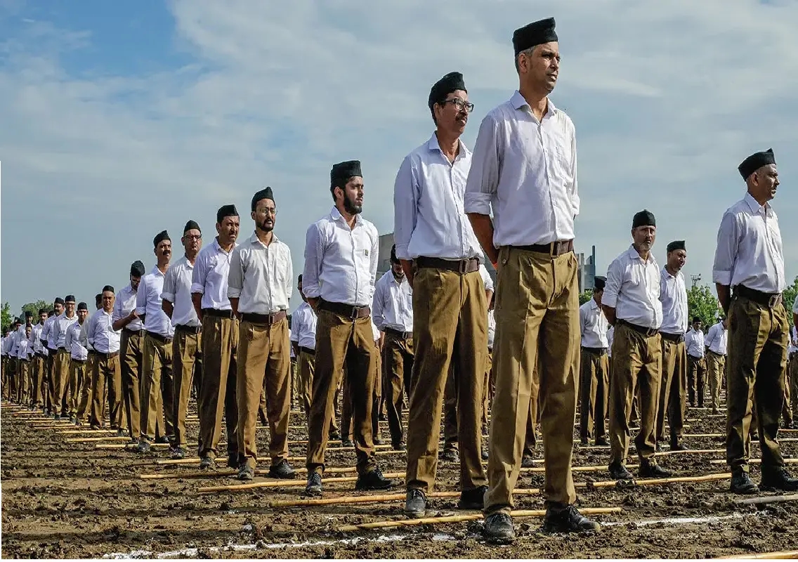 Karnataka PDO suspended for attending RSS event in uniform - News Karnataka