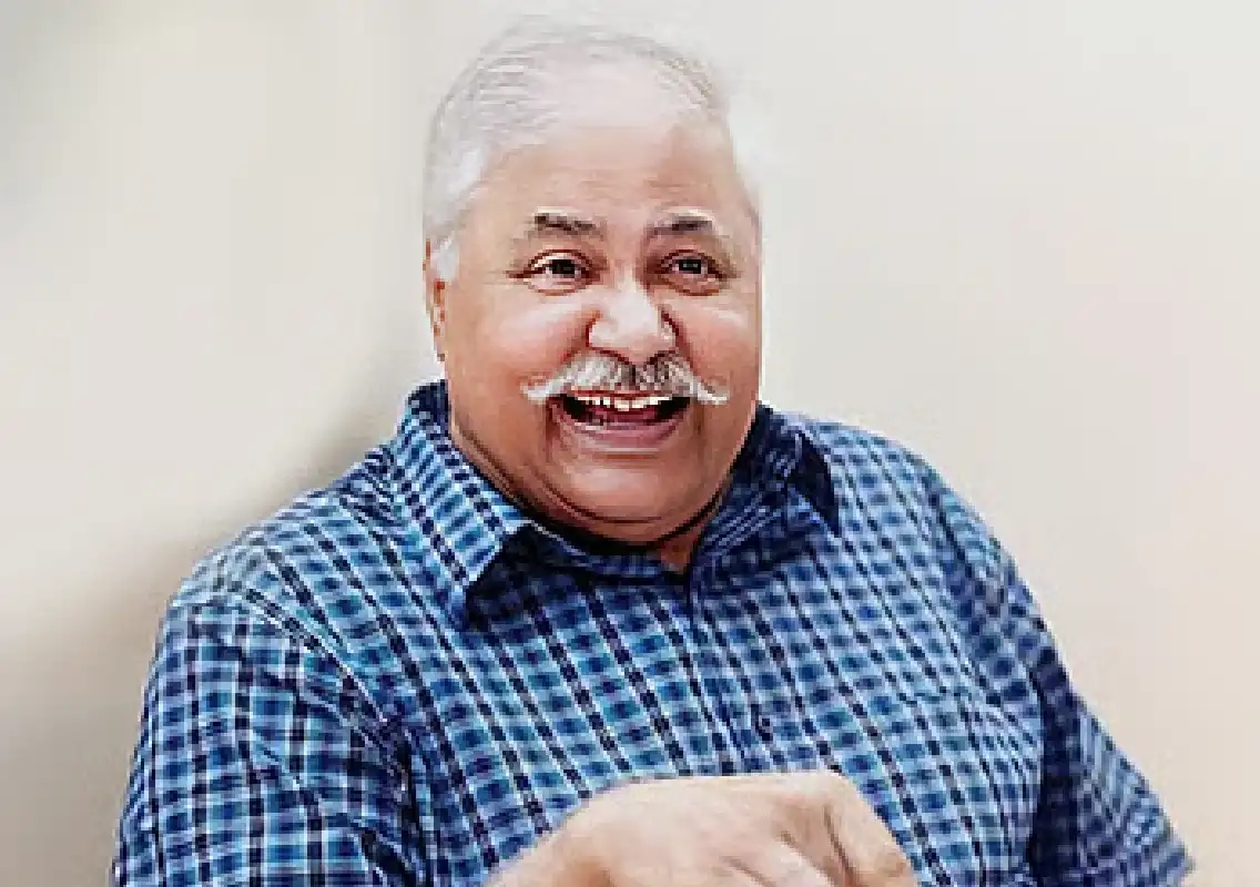 Bollywood Pays Heartfelt Tributes to Veteran Actor Satish Shah - News Karnataka