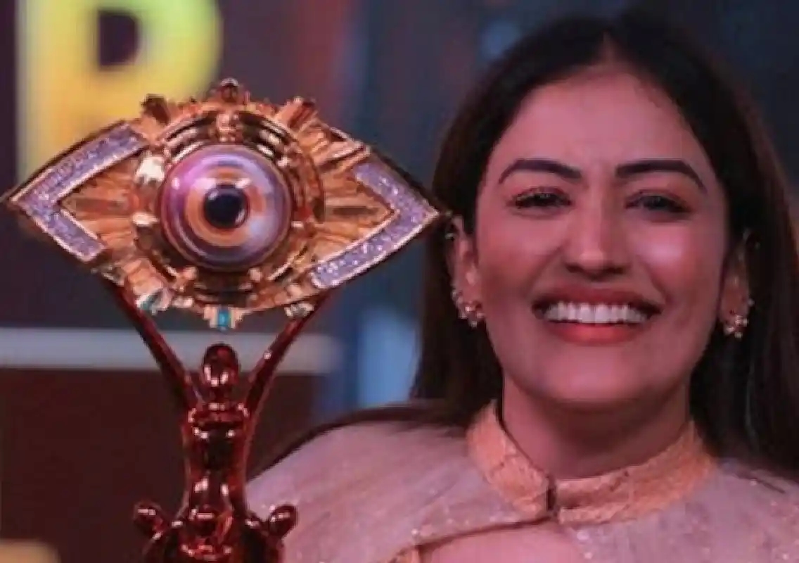 Anumol takes home ₹42.55 lakh + SUV after 100 days in Bigg Boss house - News Karnataka