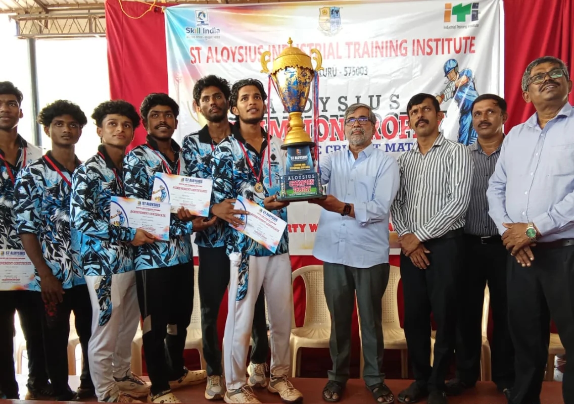 St Aloysius ITI hosts Aloysius Champion Trophy Inter-Trade Cricket 2025 - News Karnataka
