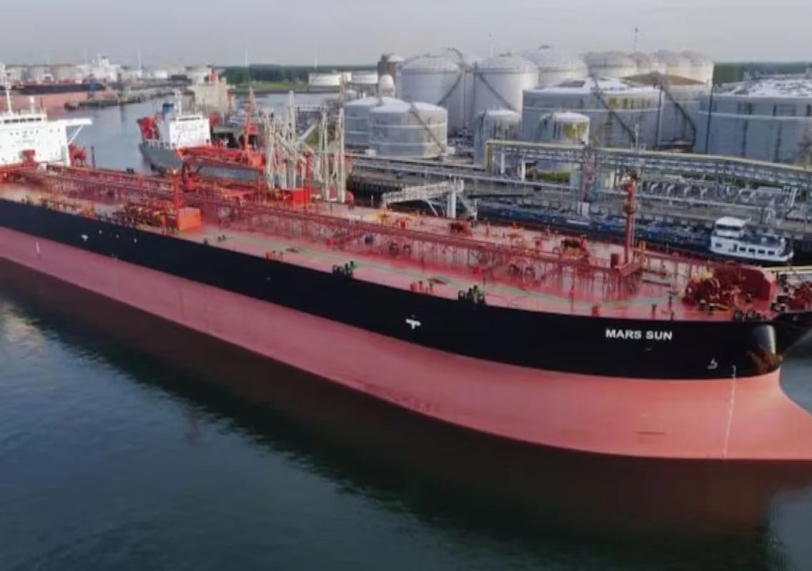 Russia oil tanker rerouted to India from China - News Karnataka