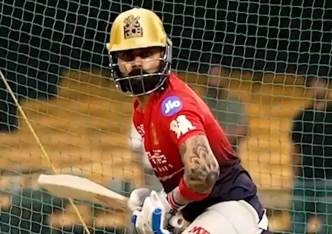 Virat Kohli stuns with aerial hits in RCB nets - News Karnataka