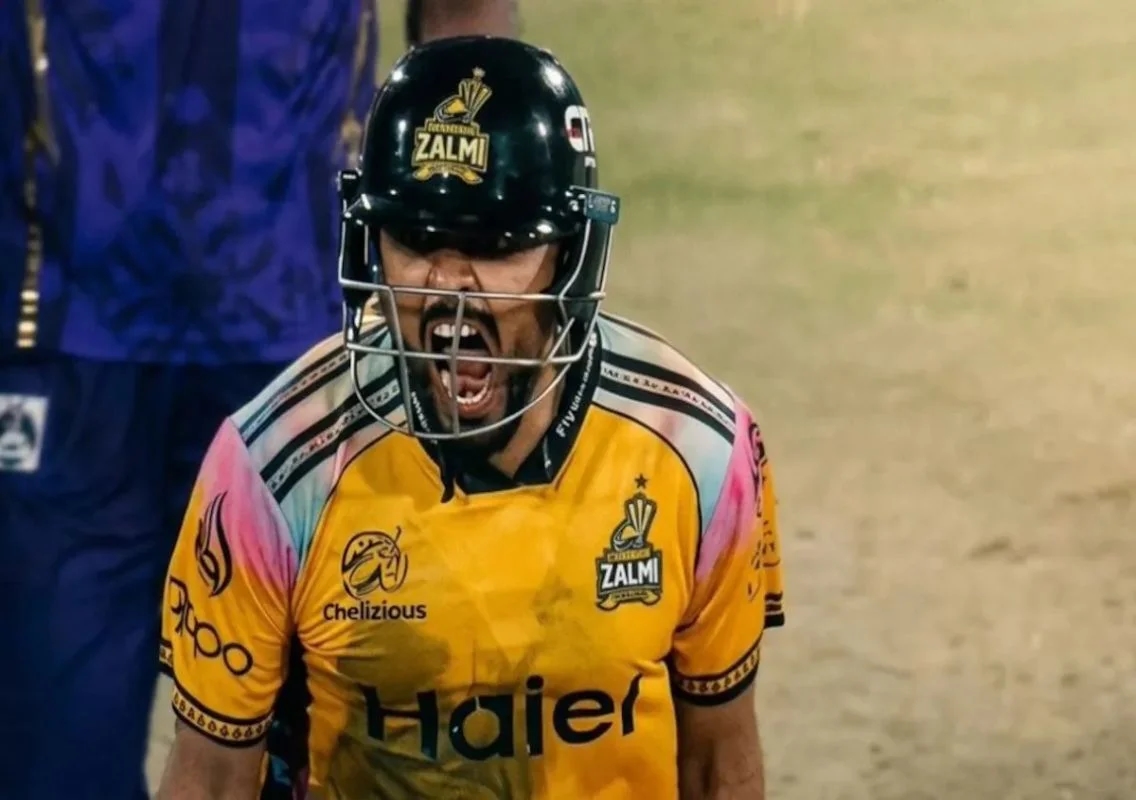 Babar Azam hits historic ton, breaks Kohli record - News Karnataka