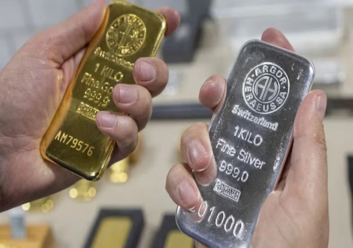 Gold and silver dip: Should you invest now or wait? - News Karnataka