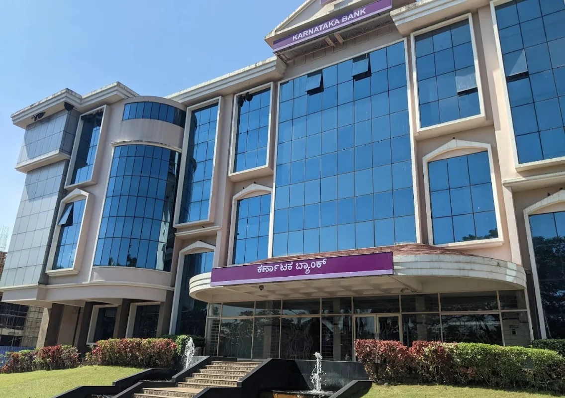 Karnataka Bank partners with Pine Labs to expand PoS services - News Karnataka