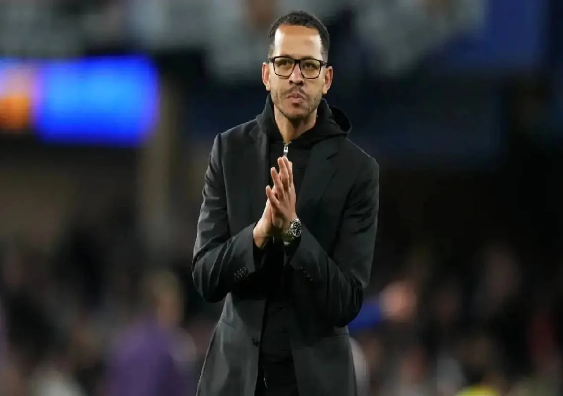 Chelsea sack Liam Rosenior after 119 days - News Karnataka