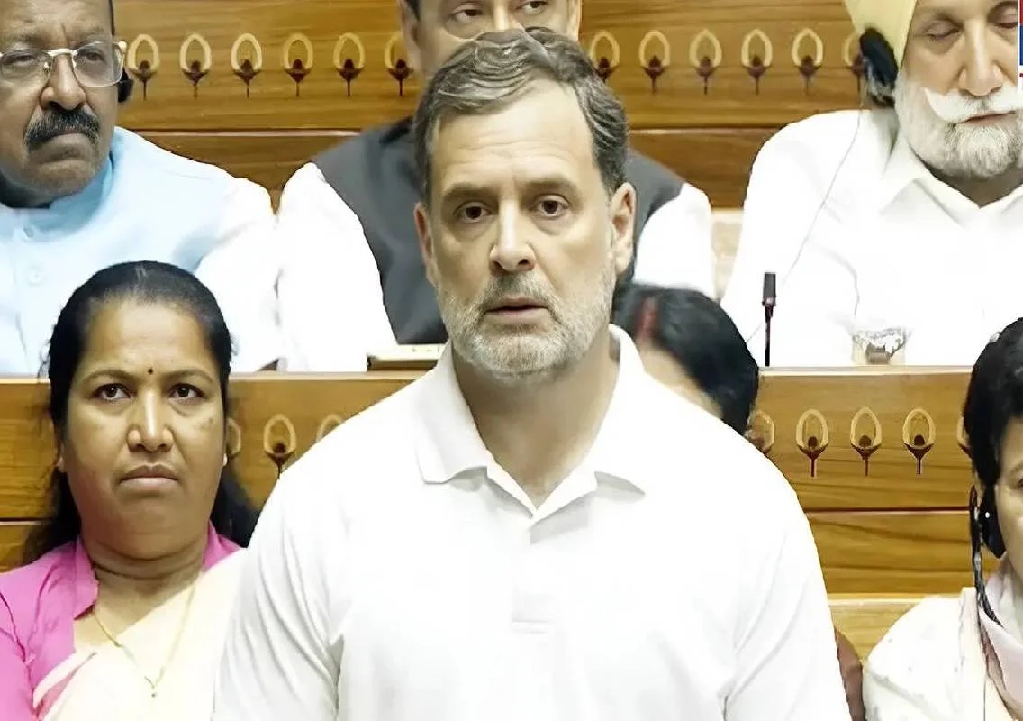 Rahul Gandhi vs BJP row erupts in Lok Sabha - News Karnataka