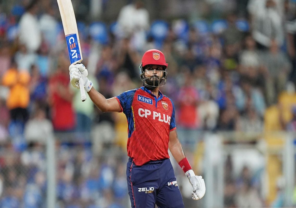 Sehwag rates Iyer 10/10, Zaheer disagrees - News Karnataka
