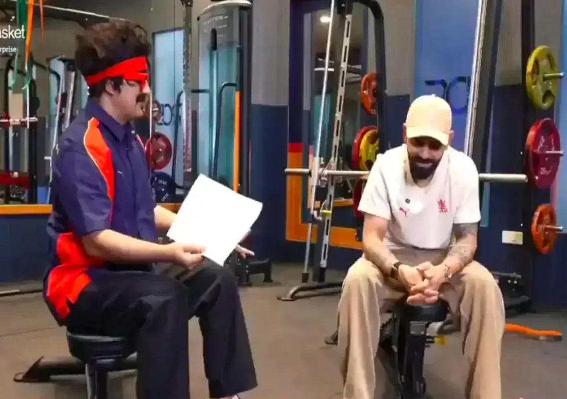 Kohli reacts to overseas player joke in IPL video - News Karnataka