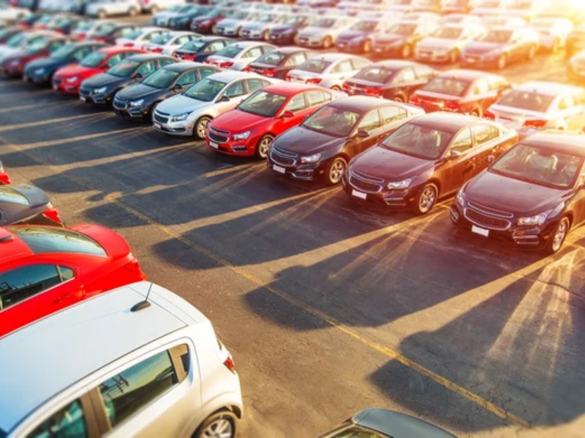 High On-Road Prices Push Bangalore Car Buyers to Used Cars - News Karnataka
