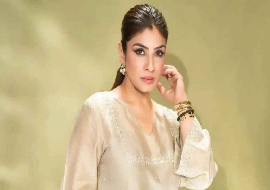 Raveena Tandon reacts to student protests - News Karnataka