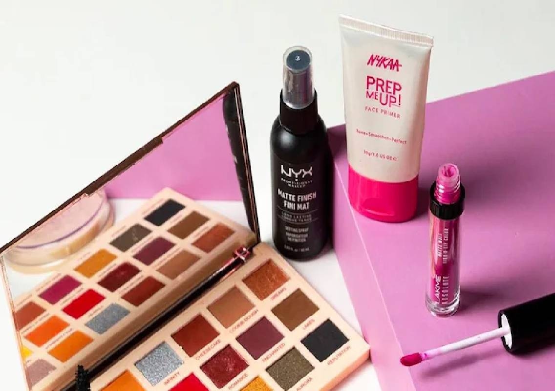 Nykaa shares rise 4% ahead of Q2 results - News Karnataka