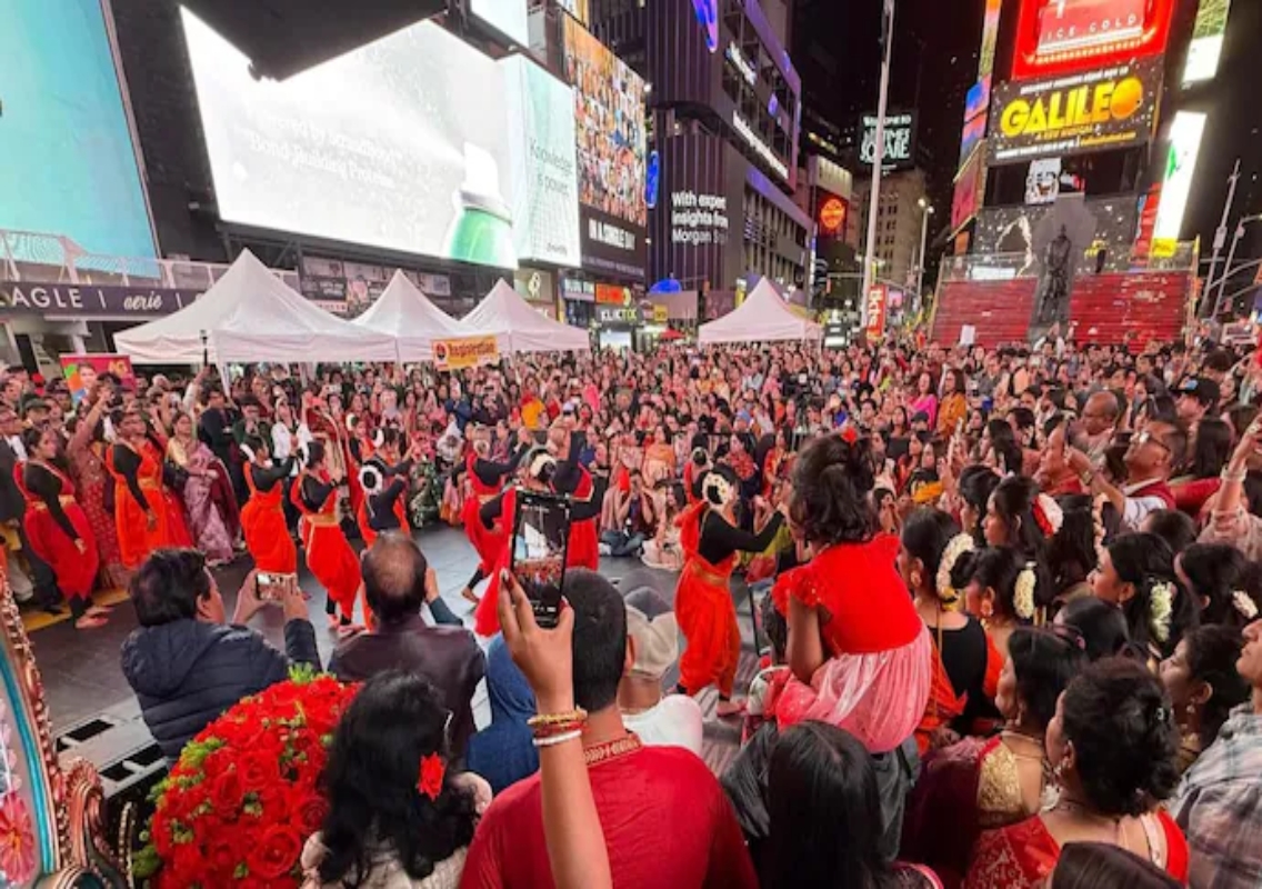 Times Square Durga Utsav 2026 honours six organisations - News Karnataka