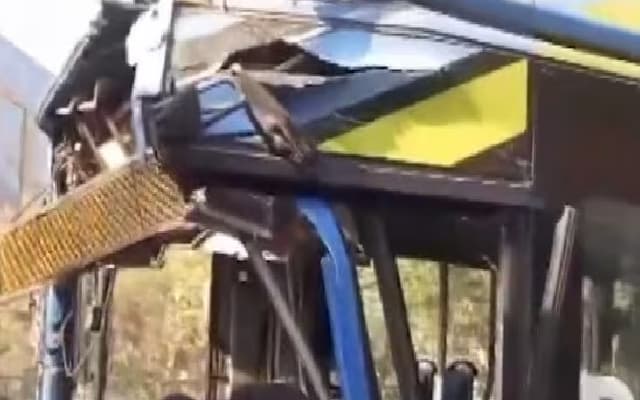 DTC Bus Collision in Naoroji Nagar Leaves One Injured