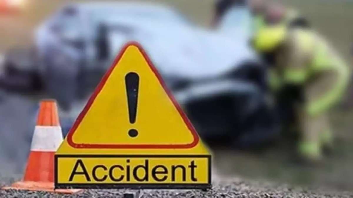 Gas Truck Overturns Near Sullia, Disrupts Traffic on Mani-Mysuru Highway