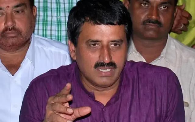 Yogeshwar Claims DK Brothers Planned to Field Darshan for Channapatna Seat