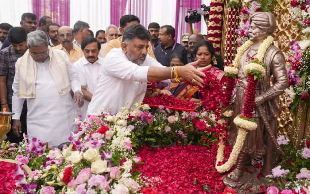 Bengaluru to Get 150 km of Flyovers, Signal-Free Corridors: DKS
