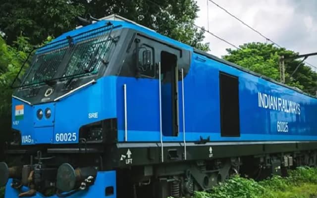 IRCTC Debunks Rumors of Ticket Booking Restrictions