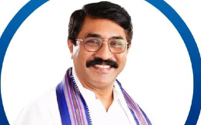Mangaluru: Defeated Congress Candidate Padmaraj Vows to Strengthen Party
