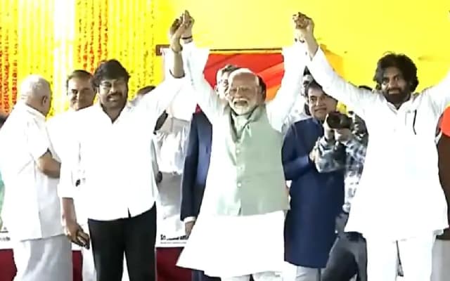 PM’s Warm Gesture For Pawan Kalyan, Chiranjeevi At Andhra Oath Event