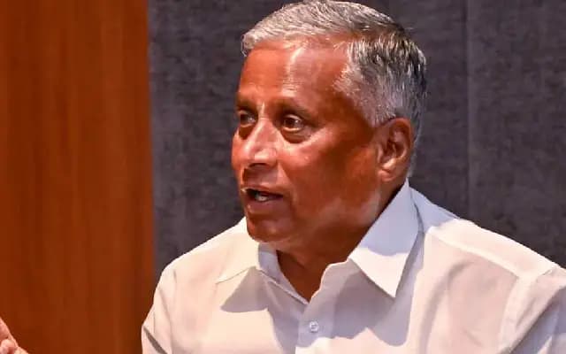 Railway MoS V Somanna Hints Revision of Train Fares Including VB Express