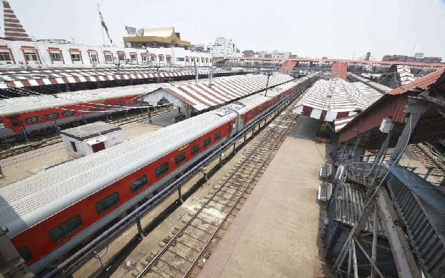 60-year-old man dies in Telangana as upper berth seat falls on him in train