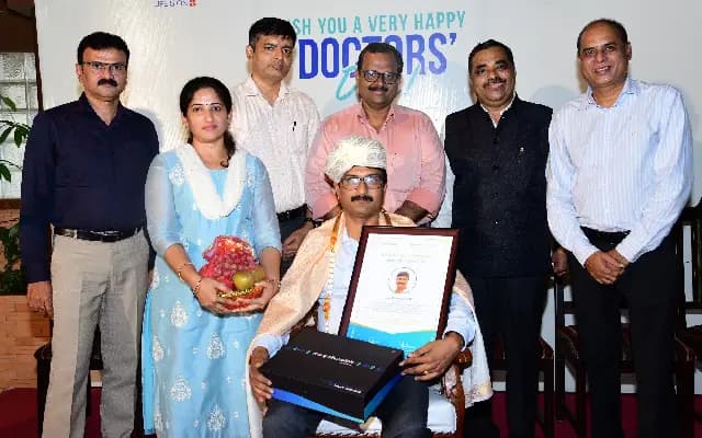 KMC Hospital Mangalore Felicitates Outstanding Doctors on Doctors Day