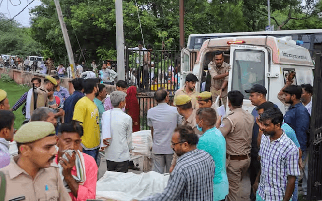 UP Police Constable Dies of Heart Attack Amid Hathras Stampede Tragedy