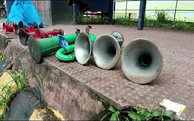 Mangaluru Police Crack Down on High-Beam Lights and Shrill Horns
