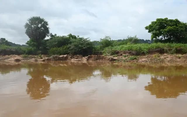 Demand for Total Ban on Sand Extraction Near Pavoor-Uliya Island