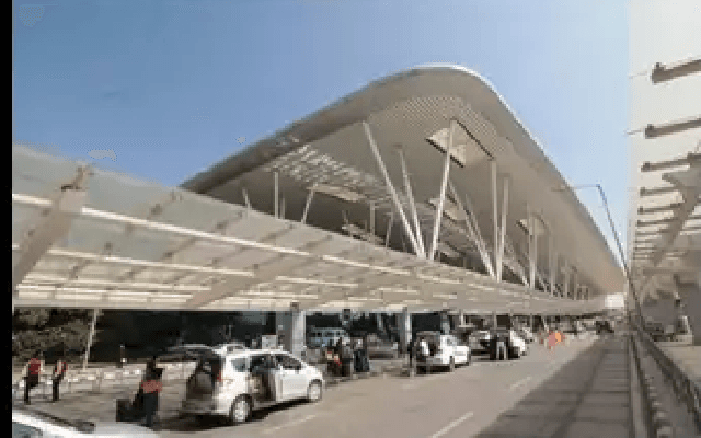 Bengaluru cab driver fatally stabbed in airport parking; suspect arrested