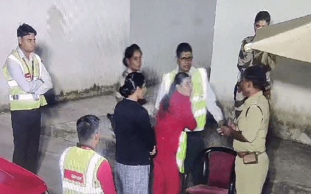 SpiceJet woman employee held for ‘slapping’ CISF ASI at Jaipur airport
