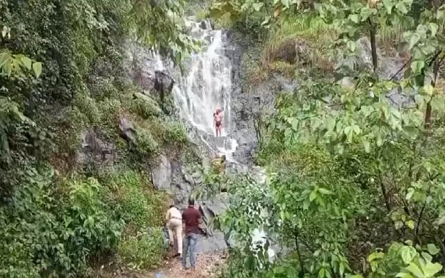 Tourists Defy Bans to Visit Karnataka Waterfalls Despite Restrictions