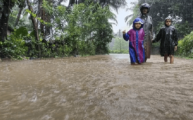 Heavy rains: Holiday declared for schools in Uttara Kannada