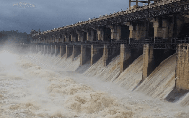 Shimoga on high alert as Gajanur dam reaches full capacity
