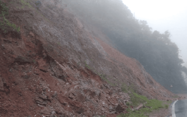 Madikeri: Night Vehicle Movement Restricted on NH 275 Due to Landslide Risk