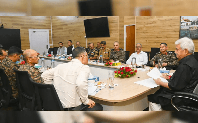 J&K Lt Governor Chairs High-Level Security Review Meet, Army Chief Also Present