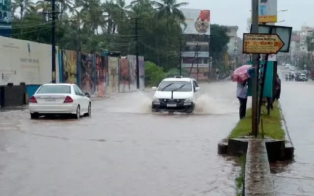 Udupi Flooding Causes Debris Blockage and Infrastructure Damage