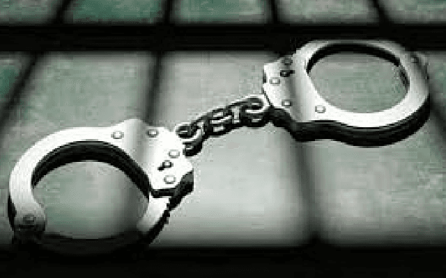 Villagers Thwart Robbery; One Thief Captured, Others on the Run