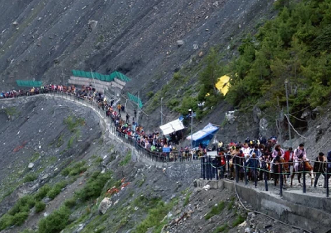 Amarnath Yatra Surpasses Last Year’s Record with 4.51 Lakh Pilgrims in 29 Days