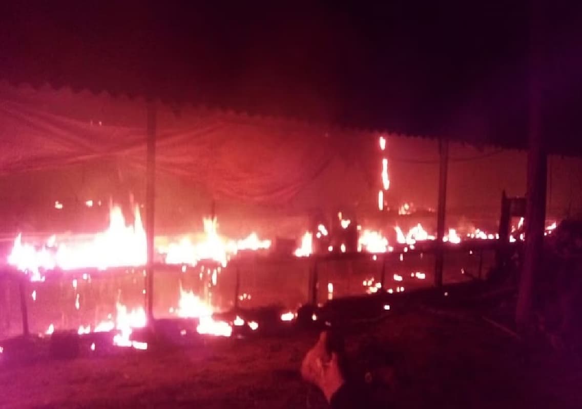 Mohanakrishna’s Chicken Farm in KGF Set Ablaze, 9,000 Chickens Killed
