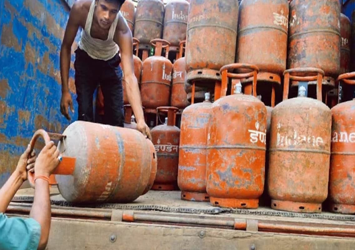 ATF price hiked 2 % commercial LPG up Rs 6.5 per cylinder