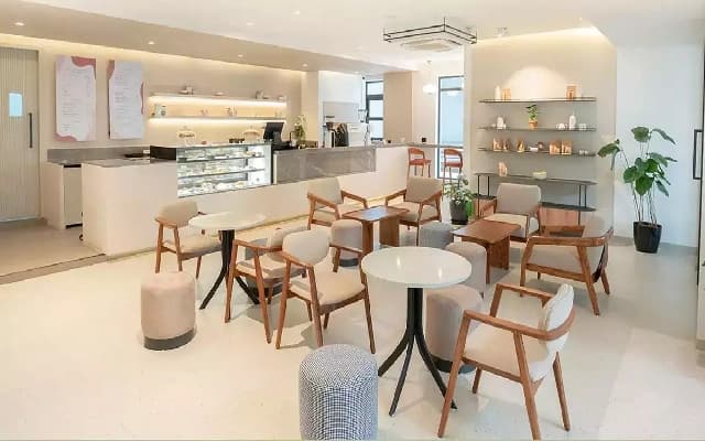 Paper & Pie Opens New Outlet at RMZ Ecoworld Bellandur