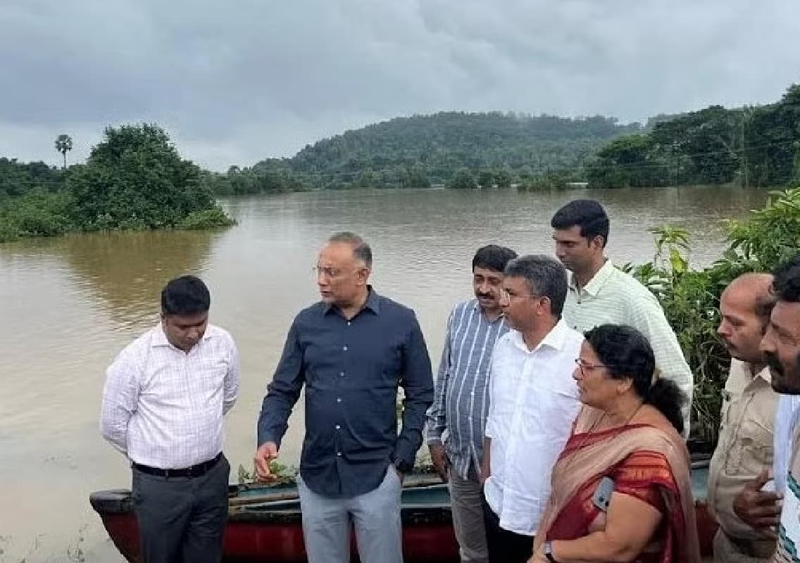 Mangaluru: Flood victims refuse to accept temporary relief funds