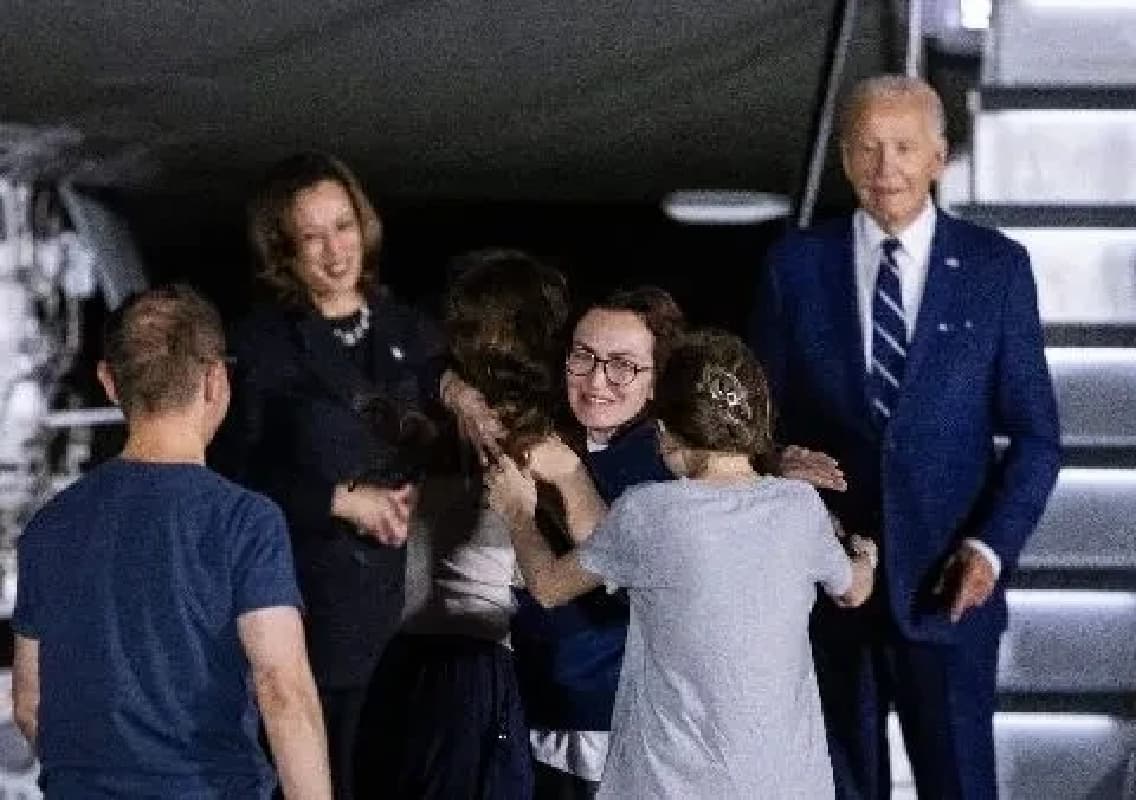 Harris to Select Vice-Presidential Running Mate Amid Changing Campaign Dynamics