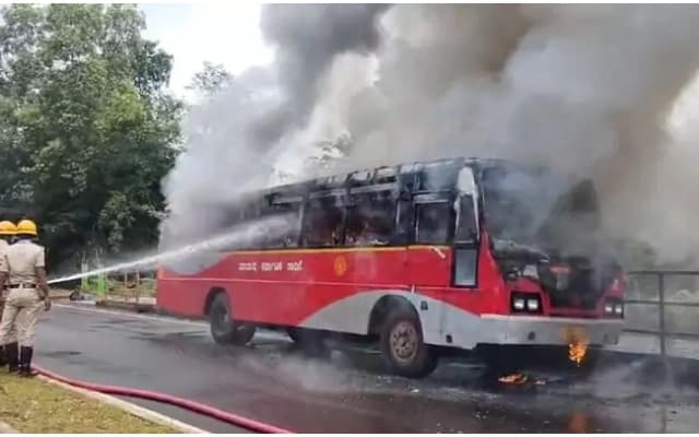 KSRTC Bus Catches Fire on Shivamogga Route; Passengers Escape Safely