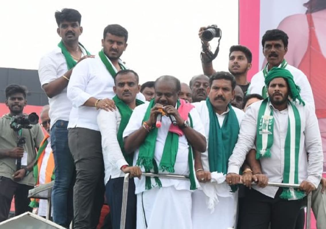Union Minister HD Kumaraswamy Criticizes DCM DK Shivakumar’s Use of Videos
