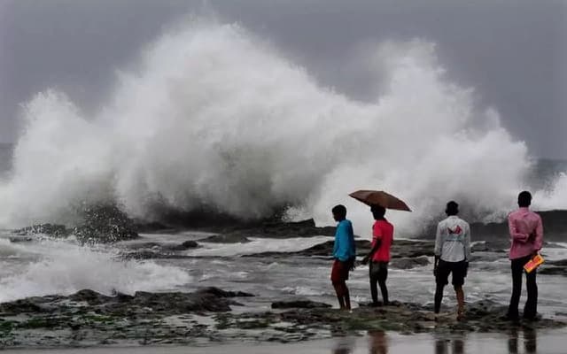 Bengaluru Scientists Warn of Rising Sea Levels: Coastal Karnataka at Risk