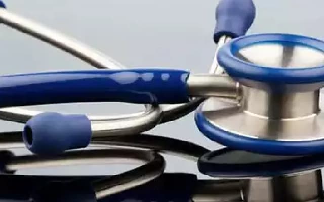 Karnataka Orders Private Medical Colleges to Surrender NRI Seats