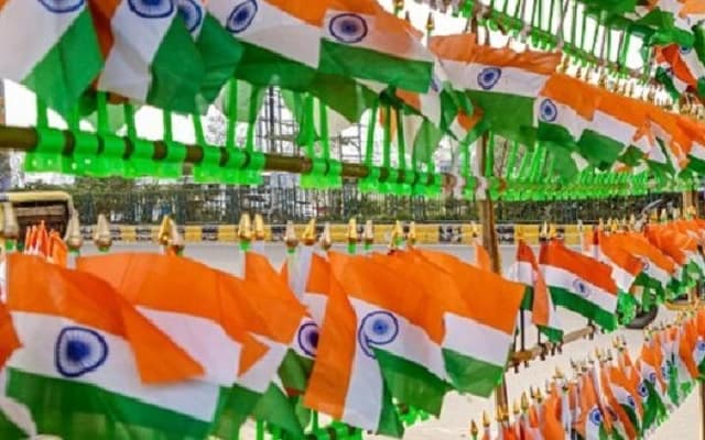 Mangaluru City Corporation Emphasizes Respect for National Flag on Independence Day